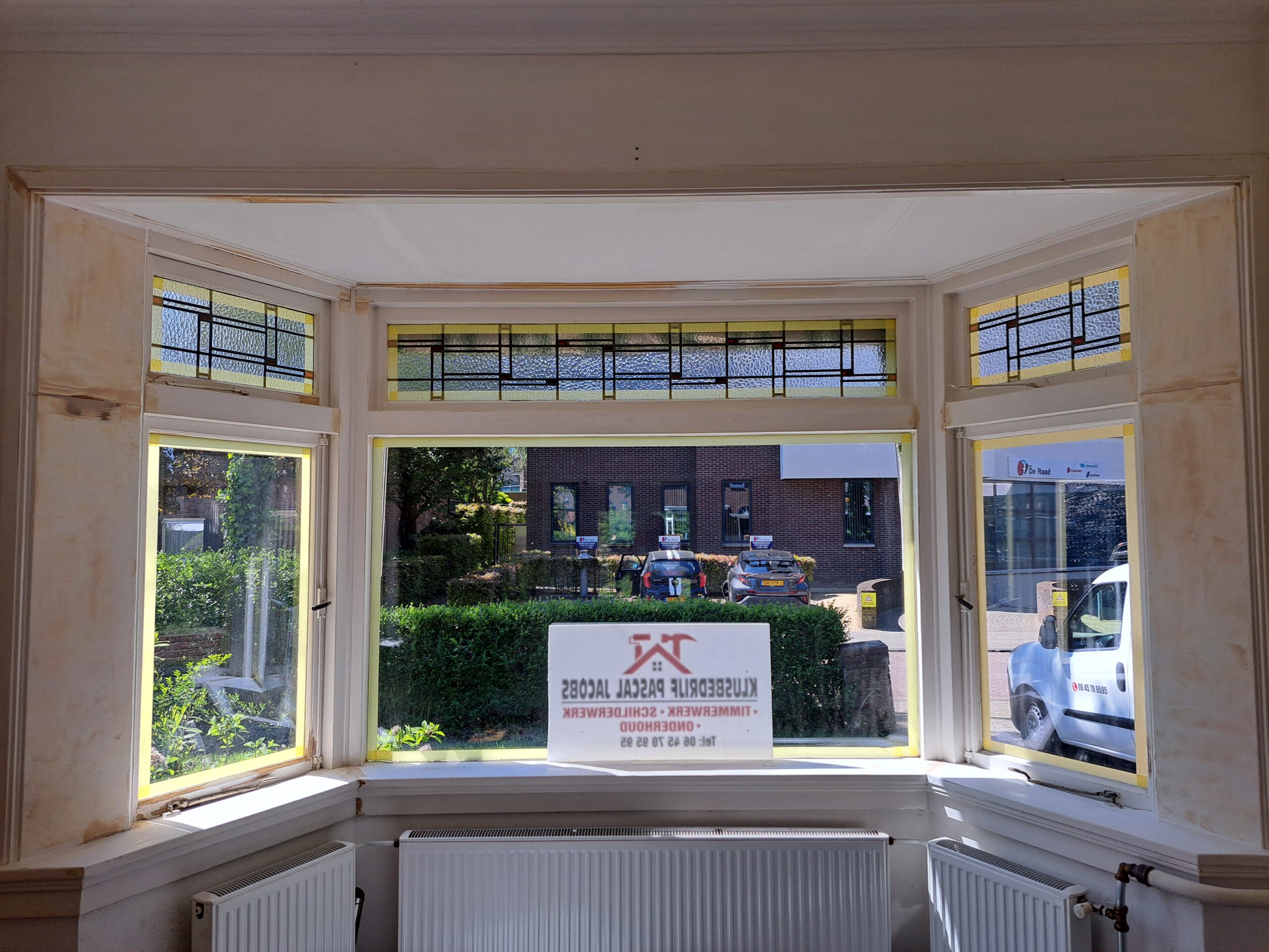 Binnen erker vóór schilderwerk