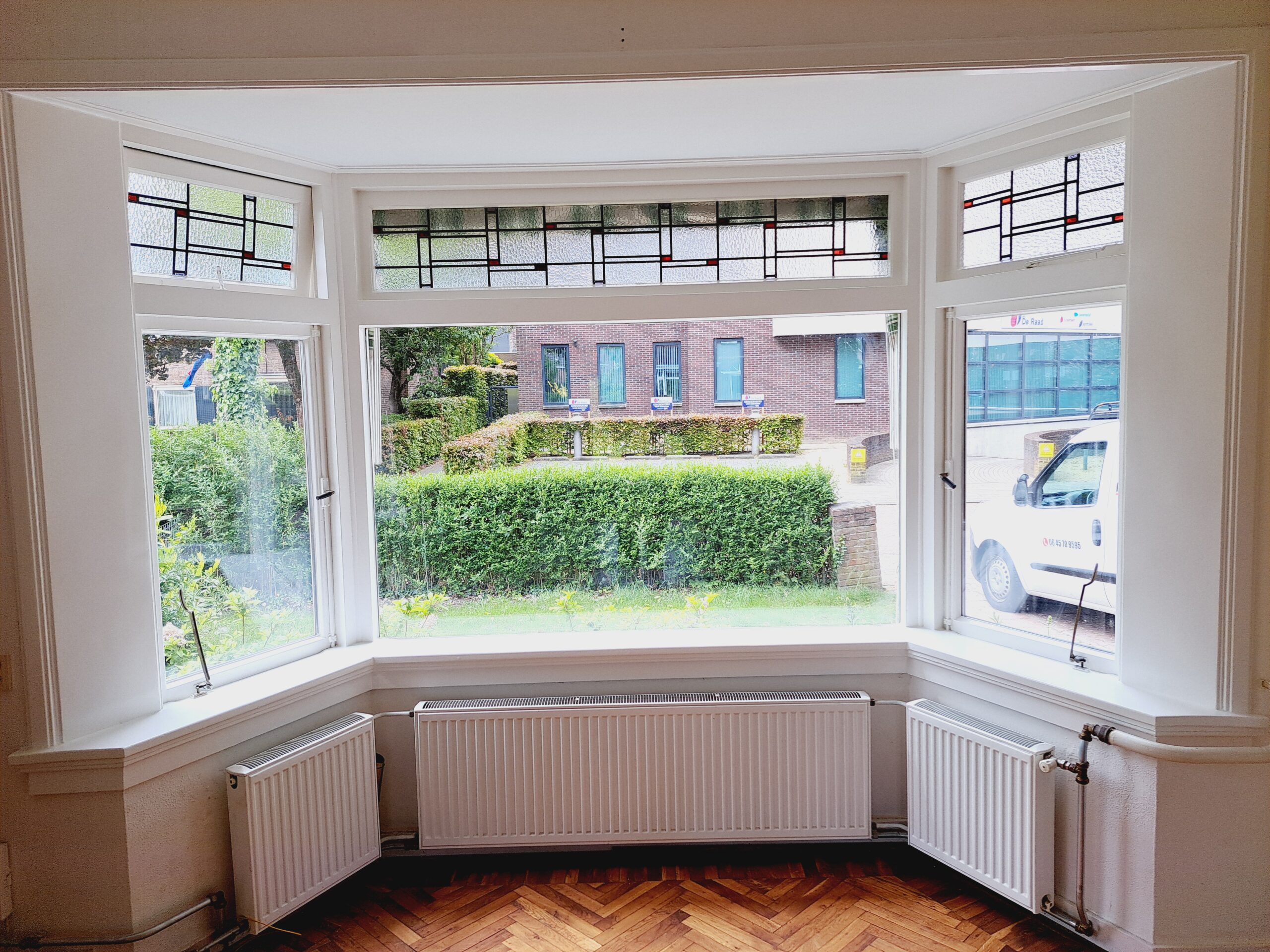 Binnen erker na schilderwerk